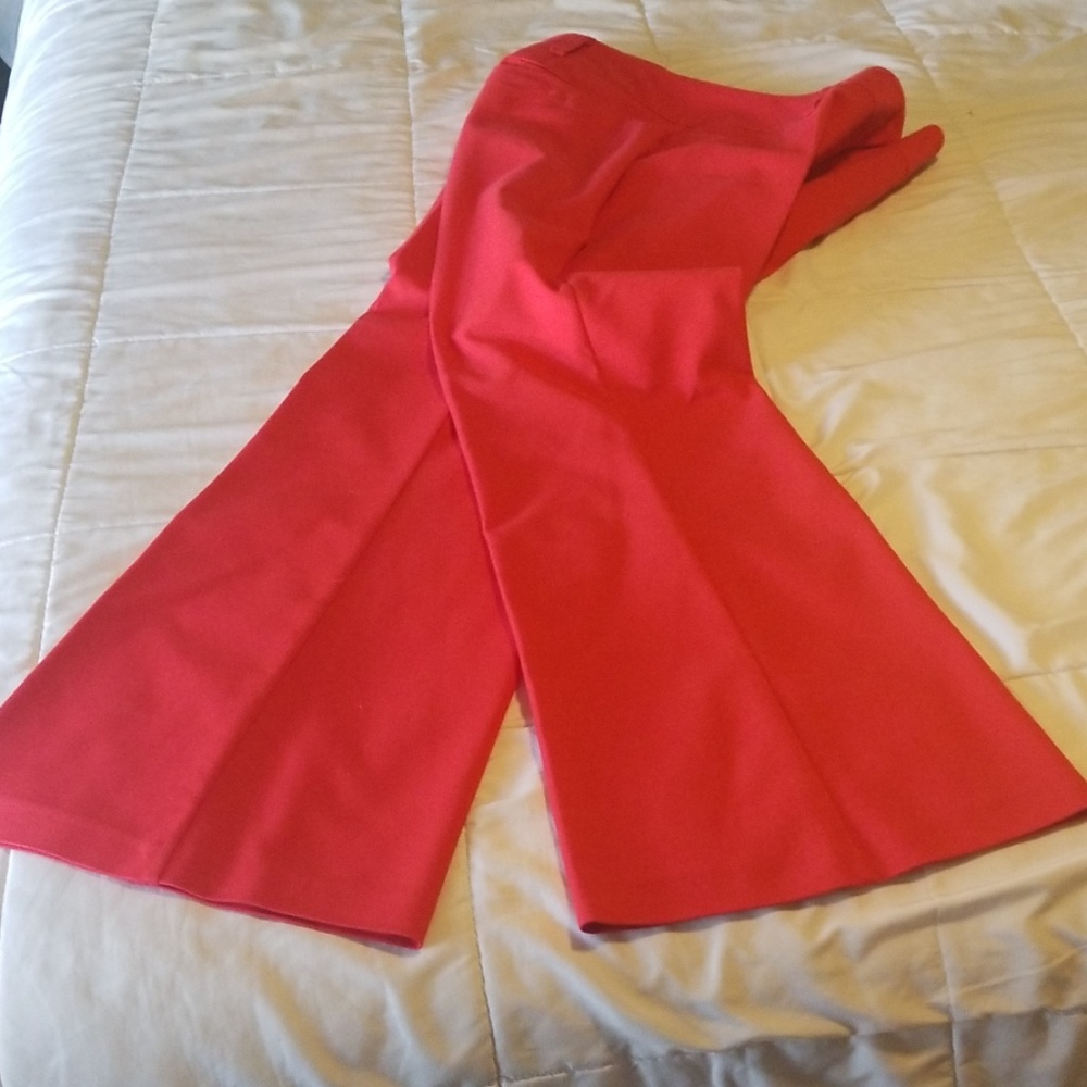 Red 7th Ave NY & CO extra flare dress pants